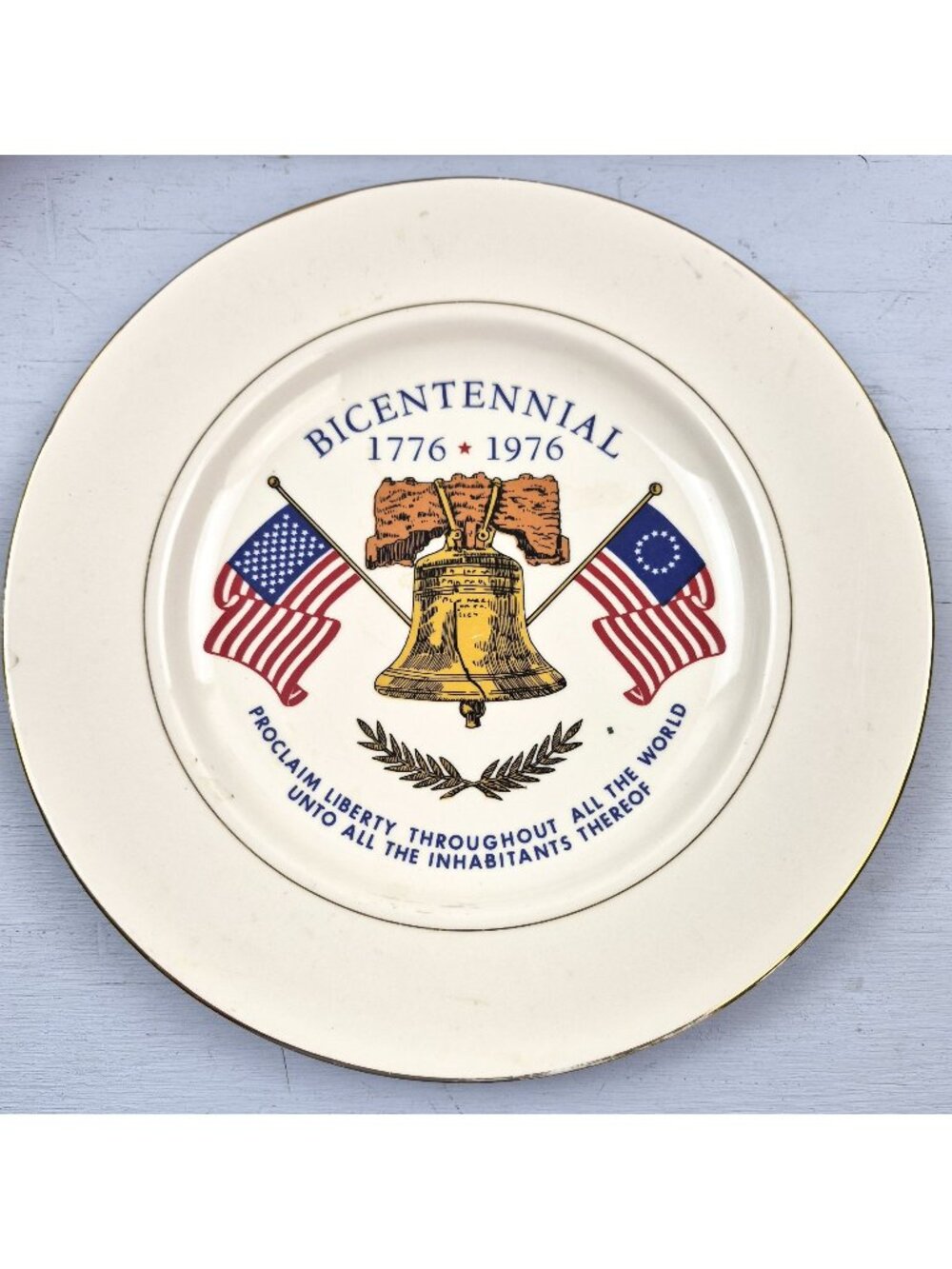 Bicentennial 1776-1976 Commemorative Plate Liberty Bell Flags 10" Ceramic Vtg